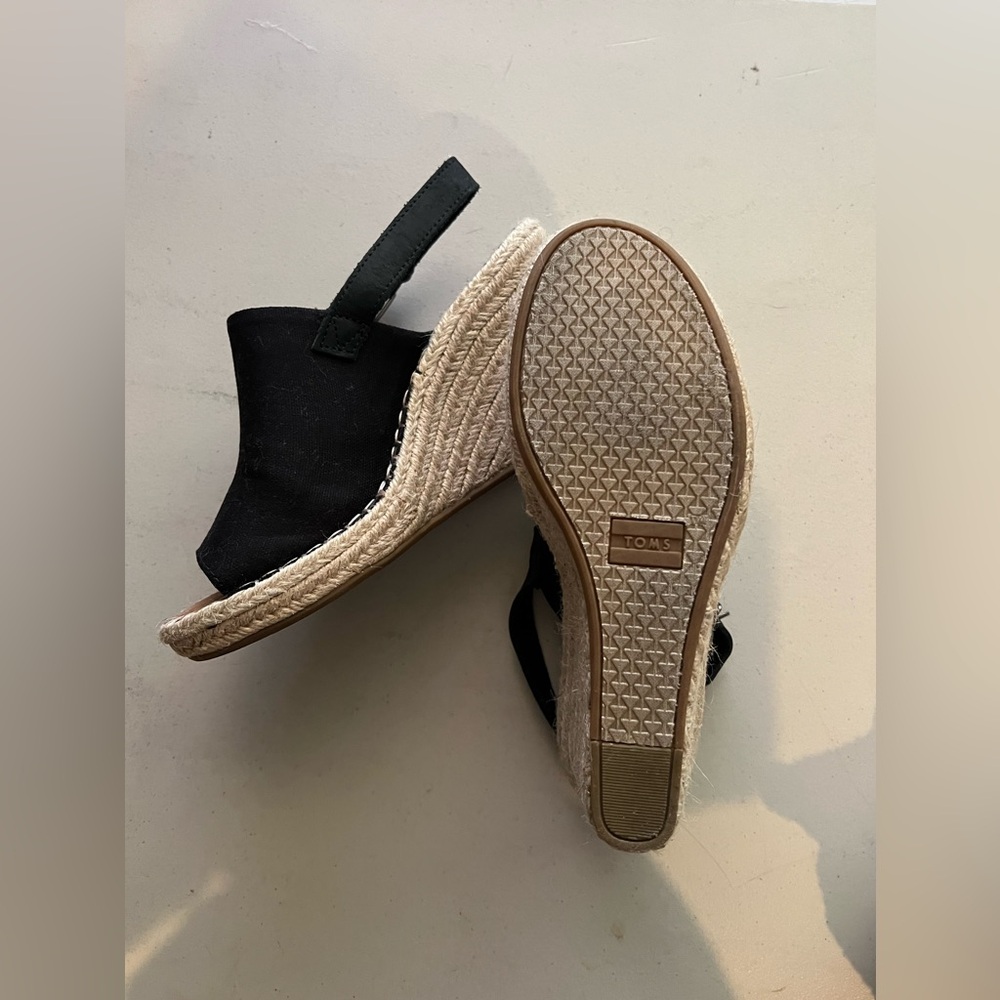 Toms Wedges - Picture 3 of 6
